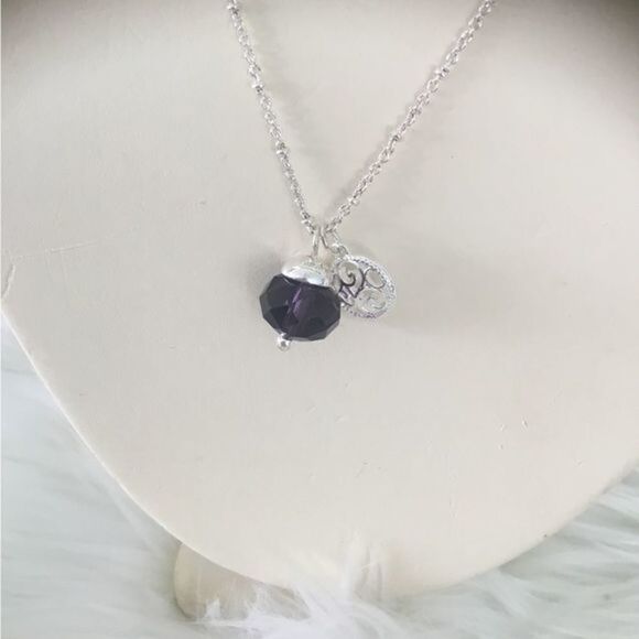 Avon NWT Inspiring Jeweled Charm Necklace purple - Picture 8 of 12